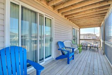 5042 - Beachside Hangar