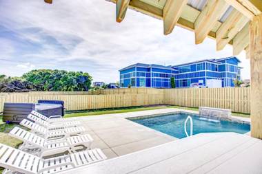 4059 - Bikinis & Martinis