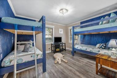 Lake Norman Breakaway at Stay Lake Norman