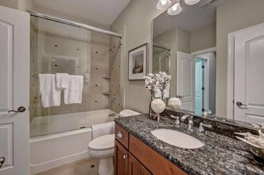 Hidden Harbor by Stay Lake Norman