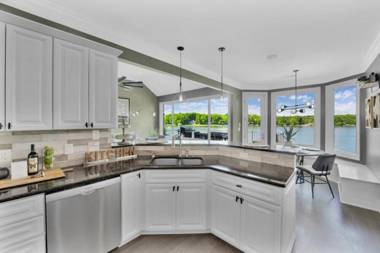 Pathway Bay by Stay Lake Norman