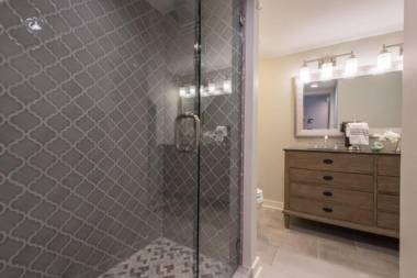 No Wake Zone by Stay Lake Norman