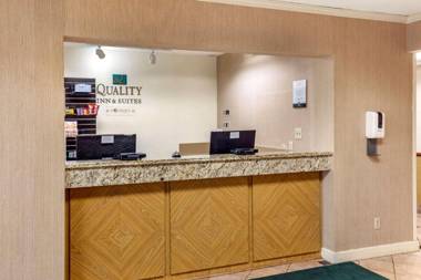 Quality Inn & Suites Raleigh Durham Airport