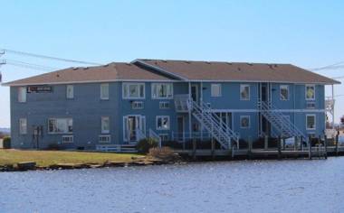 Fin 'N Feather Waterside Inn by Kees Vacations
