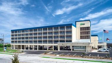 Holiday Inn Express Nags Head Oceanfront an IHG Hotel