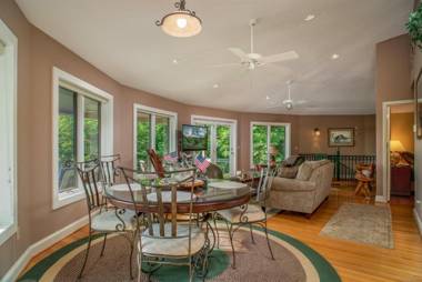 Pisgah Mountain House