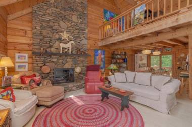 Whispering Creek at DuPont