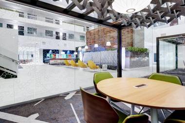 Embassy Suites Raleigh - Crabtree