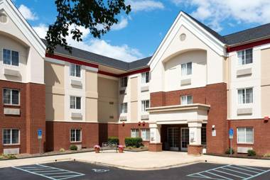 MainStay Suites Raleigh - Cary