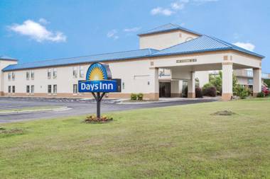 Days Inn by Wyndham Selma