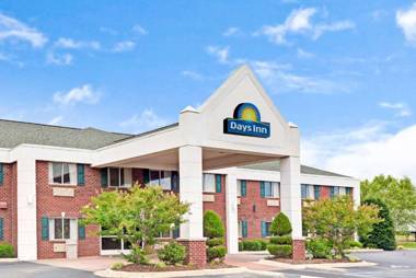 Days Inn & Suites by Wyndham Siler City