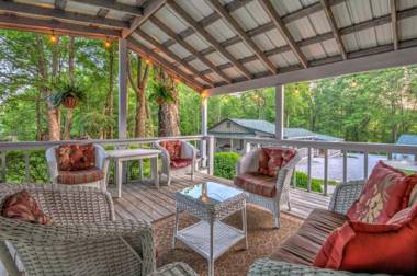 Linville Falls Lodge & Cottages