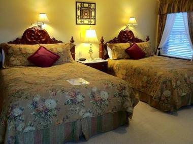 Brookside Mountain Mist Inn