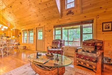 Luxe Mtn-View Maggie Valley Home with 2 Decks!