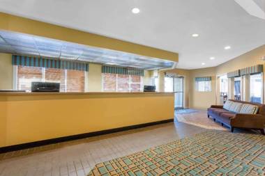 Days Inn by Wyndham Wilmington / University