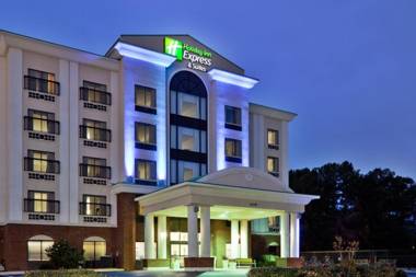 Holiday Inn Express Hotel & Suites - Wilson - Downtown an IHG Hotel