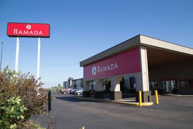 Ramada by Wyndham Bismarck