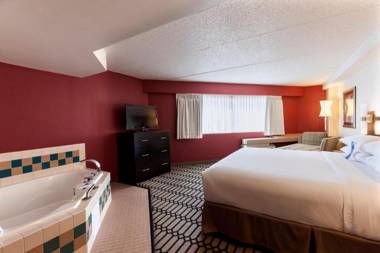 Delta Hotels by Marriott Fargo