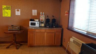 Knights Inn and Suites - Grand Forks