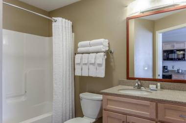 Candlewood Suites Minot an IHG Hotel