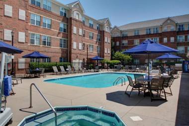 Residence Inn by Marriott Cleveland - Beachwood