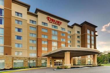 Drury Inn & Suites Cleveland Beachwood