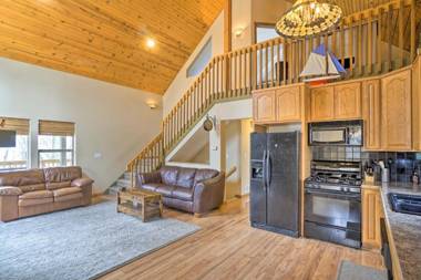 Spacious Buckeye Lake Home with Fire Pit and Deck