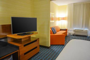 Fairfield Inn and Suites Canton South