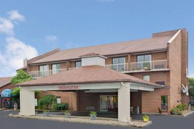 Days Inn by Wyndham Cincinnati East