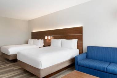 Holiday Inn Express & Suites - Cincinnati NE - Red Bank Road an IHG Hotel