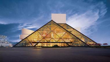 InterContinental Suites Hotel Cleveland an IHG Hotel