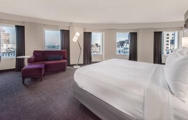 Crowne Plaza Cleveland at Playhouse Square an IHG Hotel