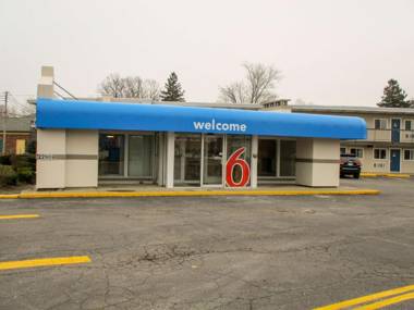 Motel 6-North Olmsted OH - Cleveland