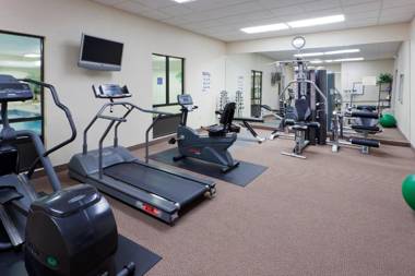 Holiday Inn Express & Suites-Kent University Area