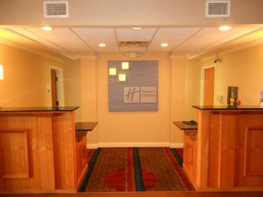 Holiday Inn Express Hotel & Suites Lancaster