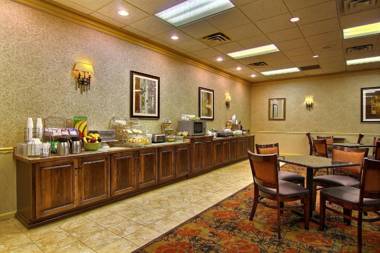 Quality Inn & Suites Mansfield