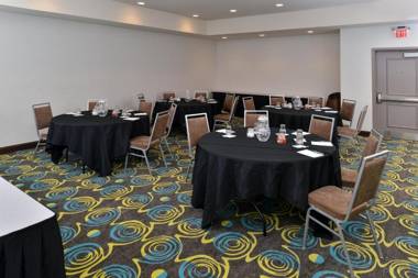 Homewood Suites by Hilton Cincinnati/Mason