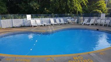 Mentor Home Inn and Suites