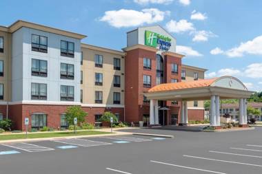 Holiday Inn Express & Suites - New Philadelphia Southwest an IHG Hotel