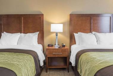 Comfort Inn & Suites Piqua-Near Troy-I75