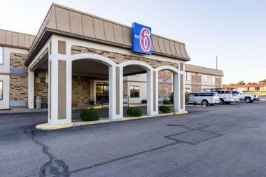 Motel 6-Springfield OH