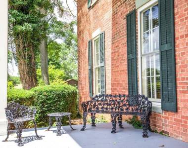 Emma's Bed and Breakfast