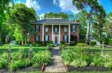 Emma's Bed and Breakfast