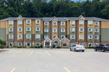 Sleep Inn & Suites Steubenville at the University