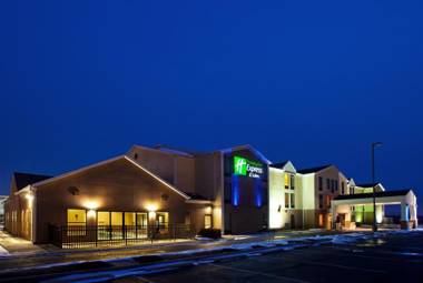 Holiday Inn Express Hotel & Suites Cleveland-Streetsboro an IHG Hotel