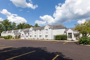 Microtel Inn & Suites by Wyndham Sunbury/Columbus I-71N