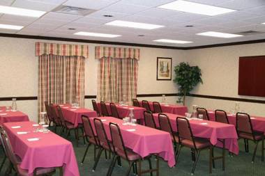 Hampton Inn & Suites Toledo-North