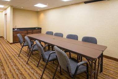 Holiday Inn Express Hotel & Suites Wauseon an IHG Hotel