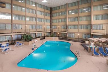 DoubleTree by Hilton Cleveland – Westlake