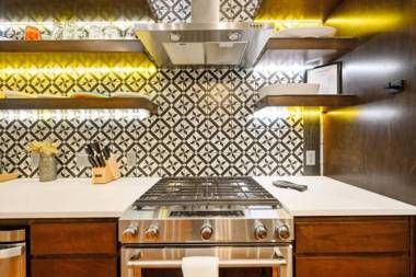 Strawberry Wine - Stunning Luxury Cabin 2 Bedrooms with Game Room and Hot Tub !